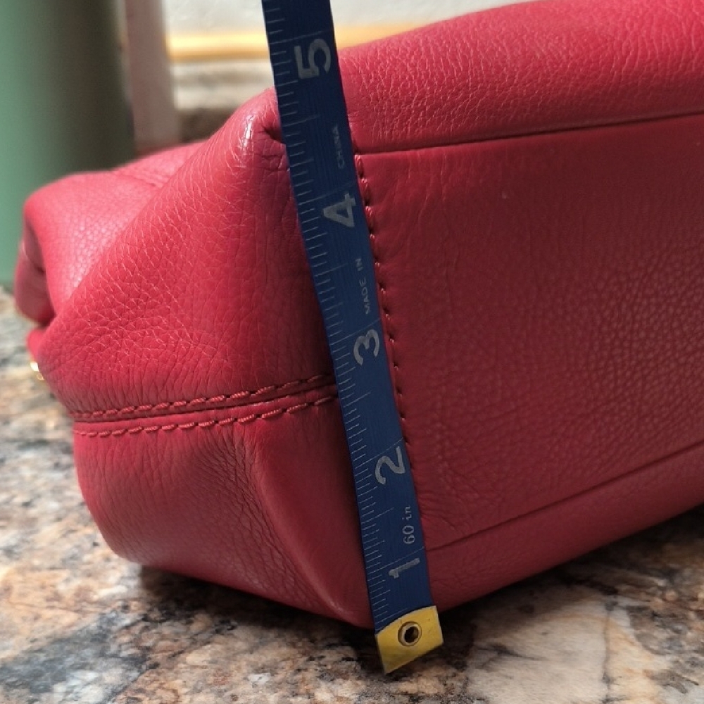 Coach Leather Shoulder Bag π Beautiful Strawberry Color π - Picture 15 of 16